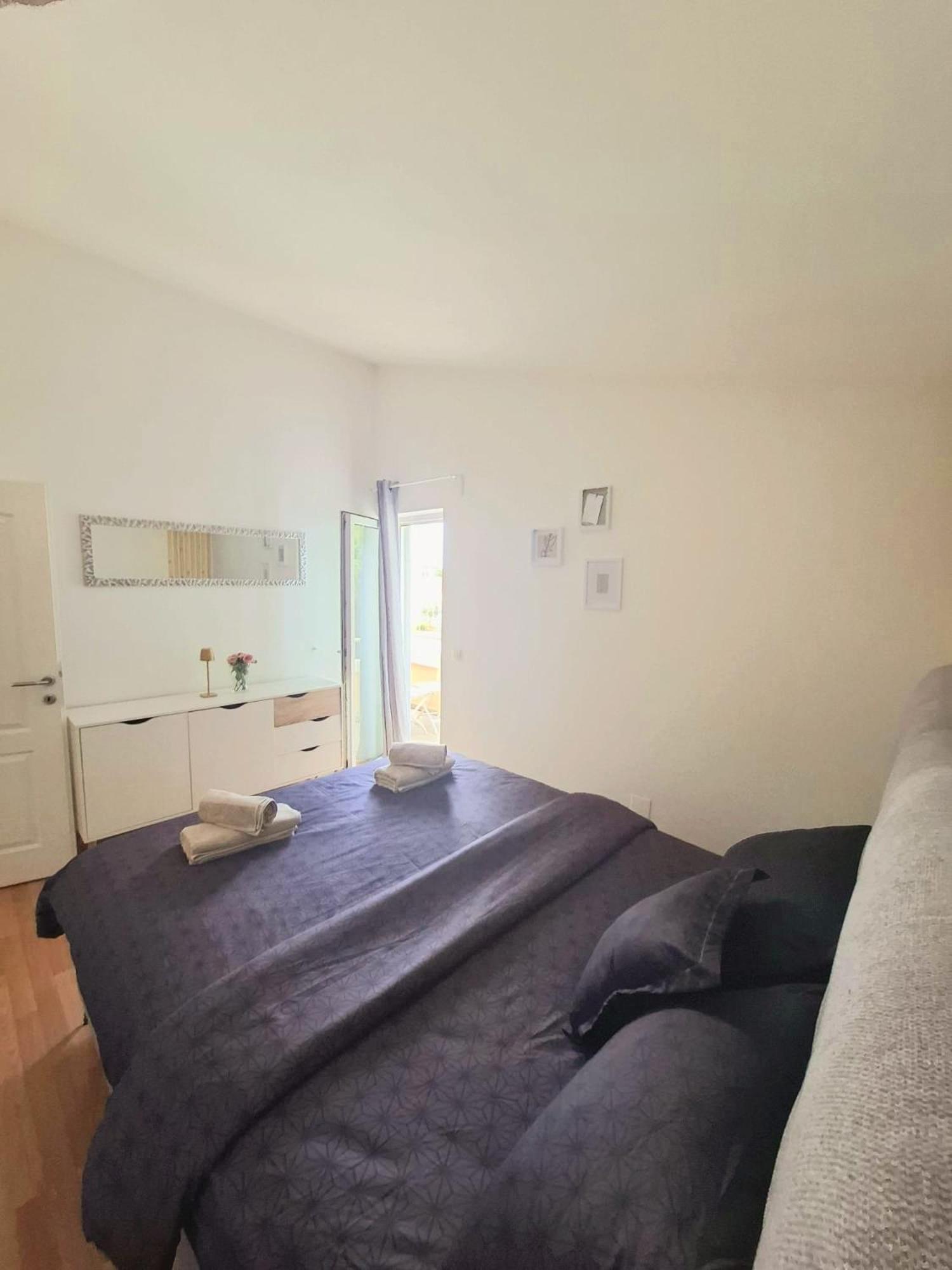 프리모스턴 Apartman Simun 아파트 외부 사진