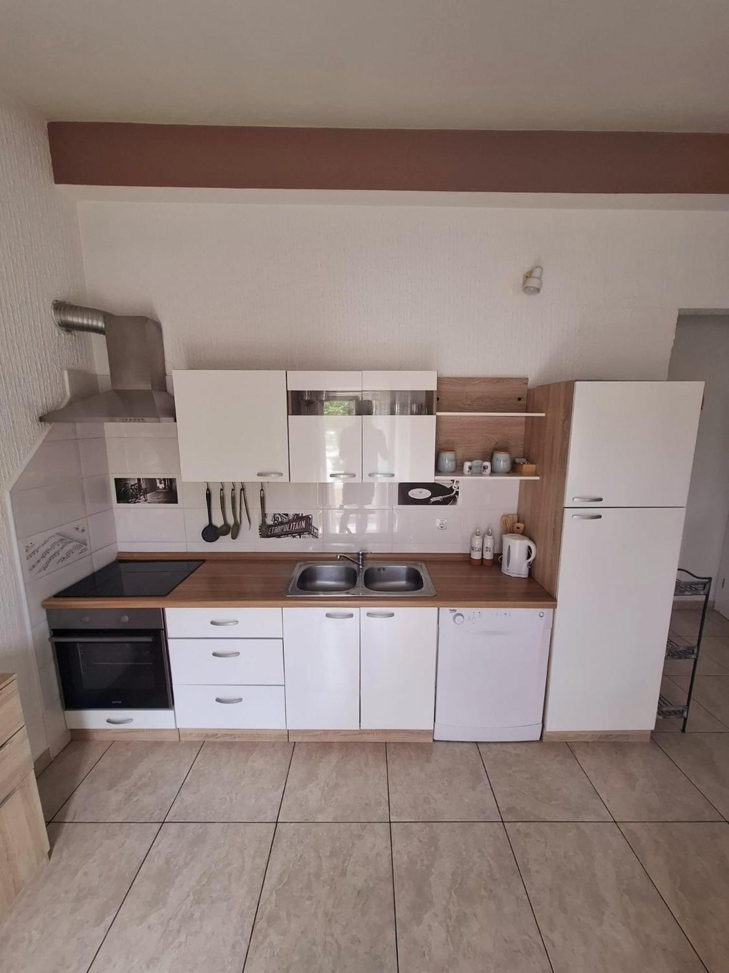 프리모스턴 Apartman Simun 아파트 외부 사진