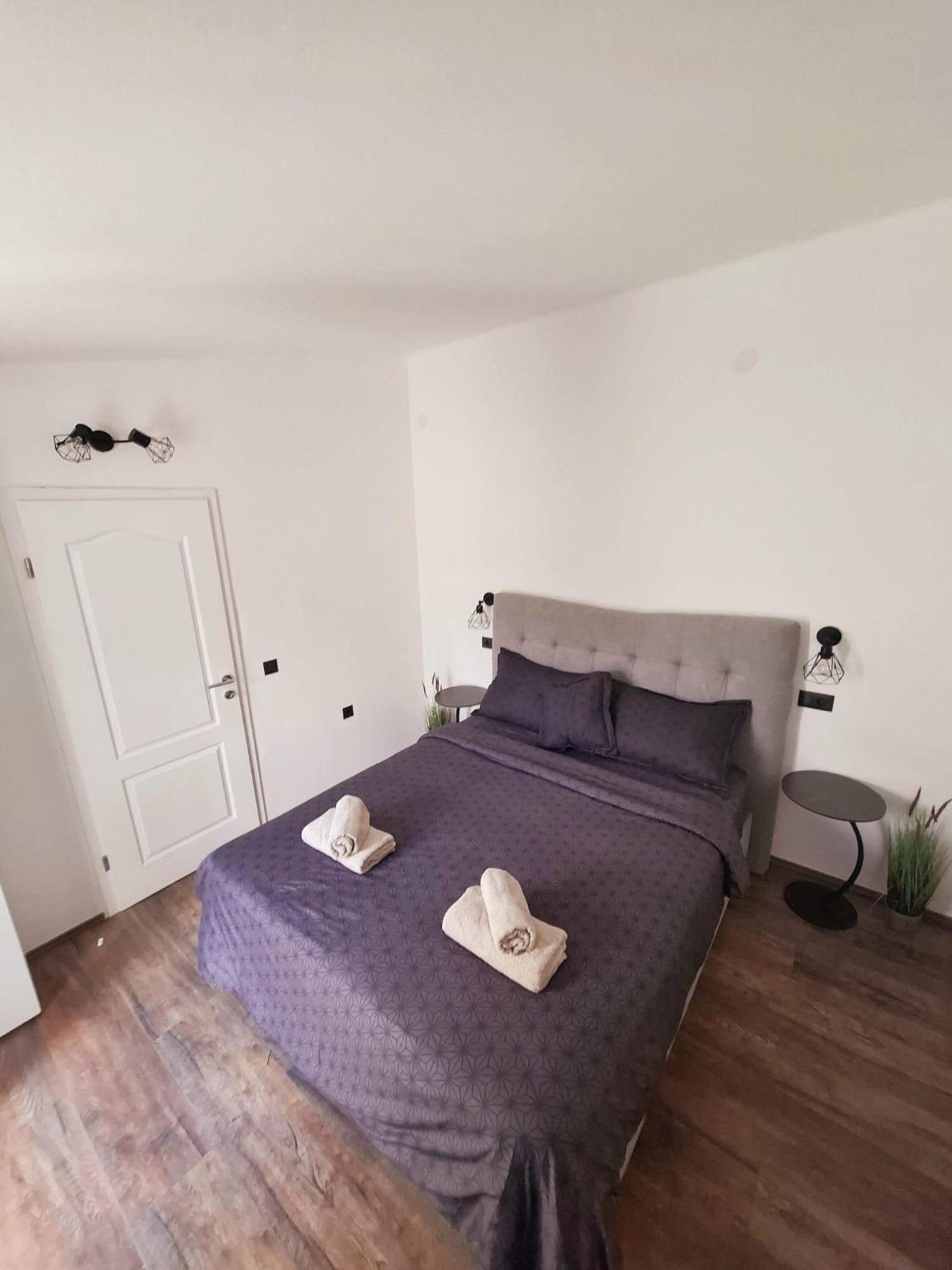 프리모스턴 Apartman Simun 아파트 외부 사진